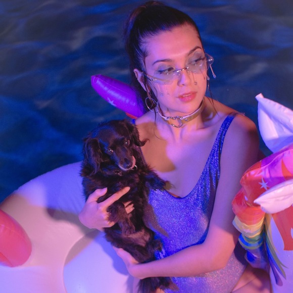 Meet your Posher, Gemma rose - Picture 1 of 1